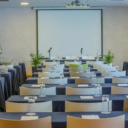 Novus Hotel