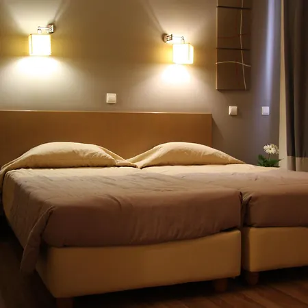 Ariston מלון 3*