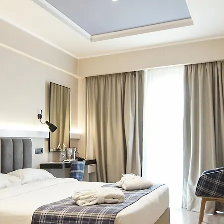 Otel Cypria Atina