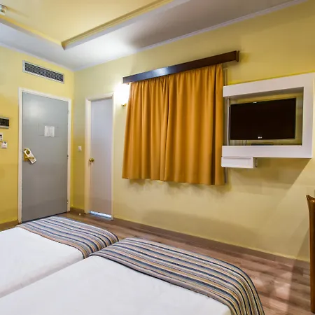 Cypria Otel