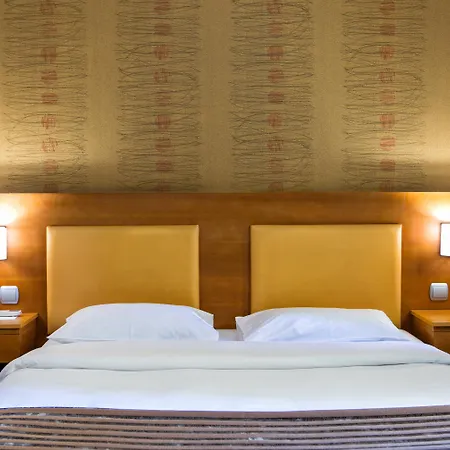 Cypria Otel 4*