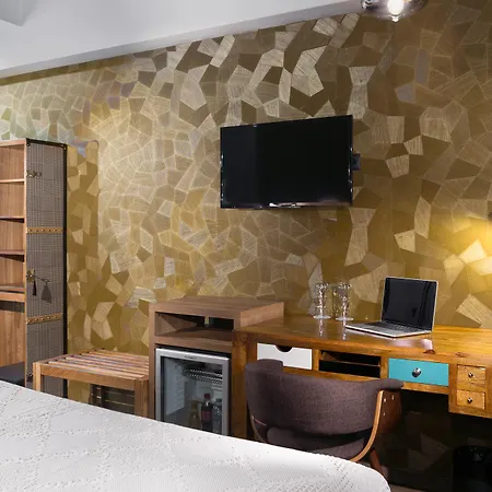 360degrees Pop Art Hotel 3*