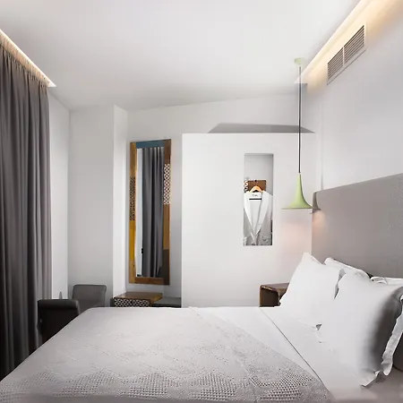 Hotel 360degrees Pop Art 3*