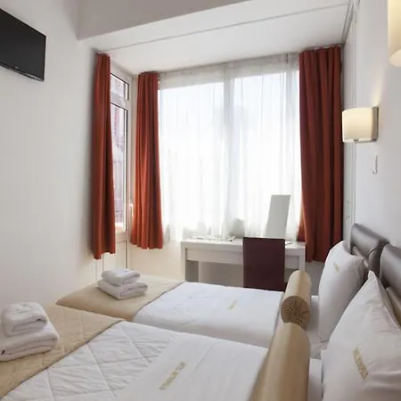 Otel Metropolis