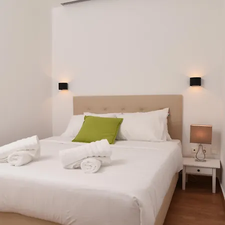 Tier Collection Hotel 2*