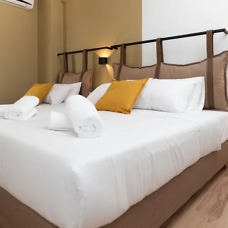 Tier Collection Hotel 2*