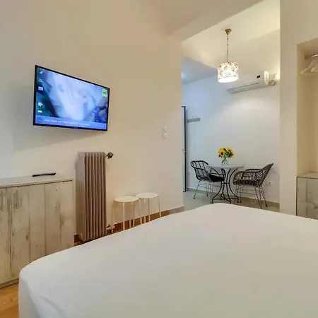 Apartment Acropolis #12 @museum And Metro By Ermoufashionsuites