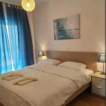 Stylish -modern Heart Of Marousi Apartment Athens