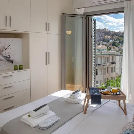 Syntagma With Acropolis View Athen
