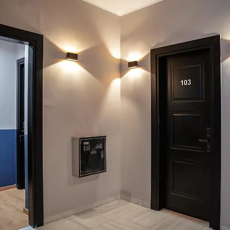 The Vault Hotel 4*