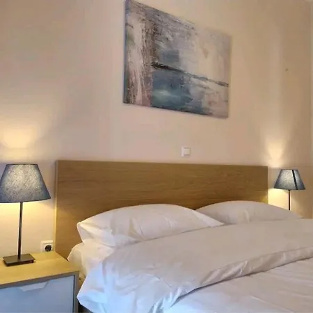 Stylish -modern Heart Of Marousi Apartment Athens