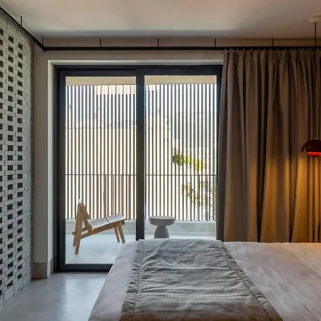 The Newel Psychiko 5*