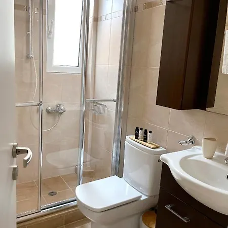 Taratsaki Apartment