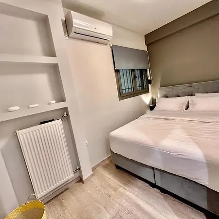 Lovely 1-bedroom 2 Minutes From Beach Apartment