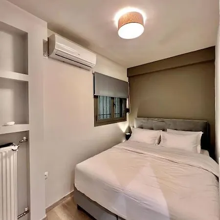 Lovely 1-bedroom 2 Minutes From Beach Athens