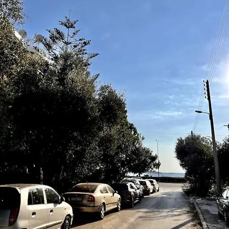 Apartment Lovely 1-bedroom 2 Minutes From Beach *
