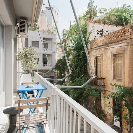 Apartment And Comfy With Private Balcony And Rooftop Access - Ct3 Athens