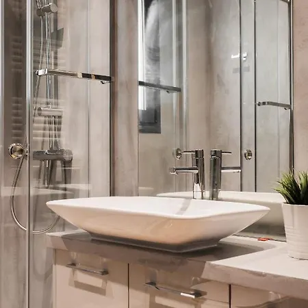 Apartment Striking In Kolonaki By Upstreet