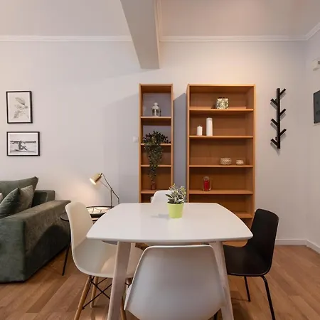 Modern In Exarchia Apartment *