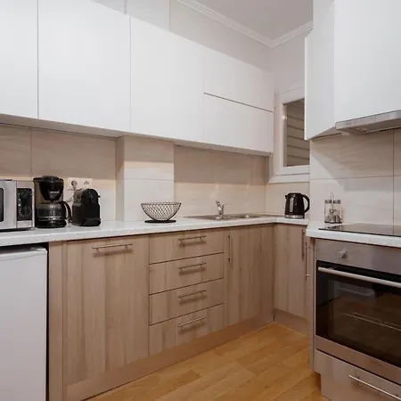 Modern In Exarchia Apartment *