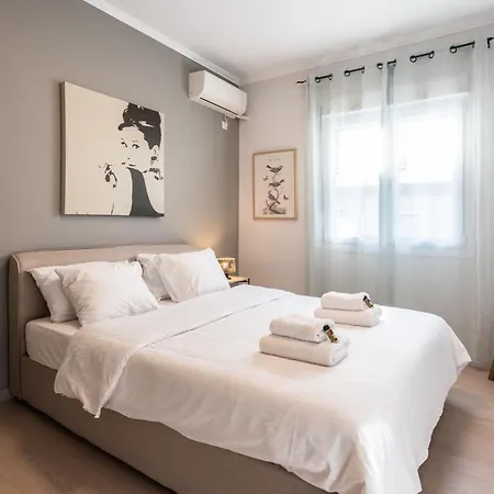 Apartment Modern In Exarchia *
