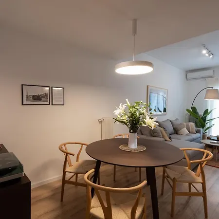 Unique 2 Bedrooms Apartment, Steps To Plaka And Center * Athens