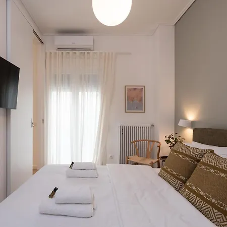 Unique 2 Bedrooms Apartment, Steps To Plaka And Center *