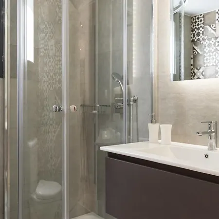Voda Luxury #402 - Acropolis View Rooftop Apartment Athens