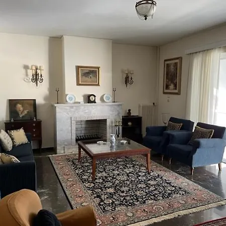 Spacious And Sunny In Cholargos Appartement *