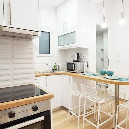 Acropolis Thisio 2 Bedrooms 2 Bathrooms Appartement