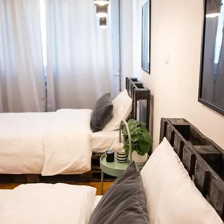 Apartment 7 Athens