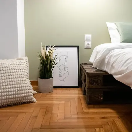 Apartment 7