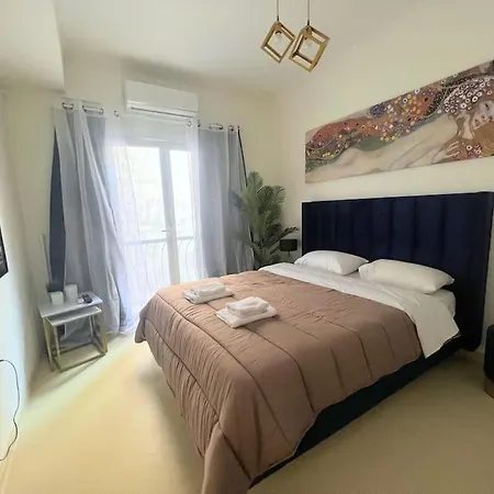 2bdr Boutique Full In Plaka Apartment Athens