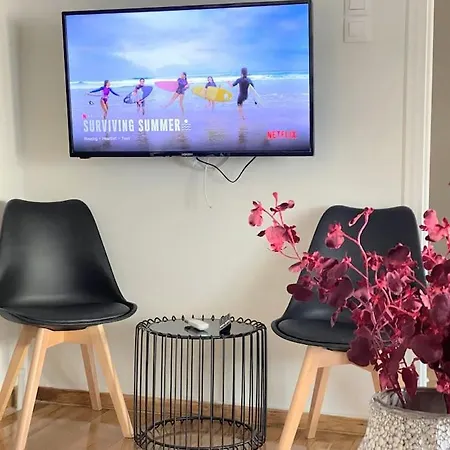 2bdr Boutique Full In Plaka Apartment
