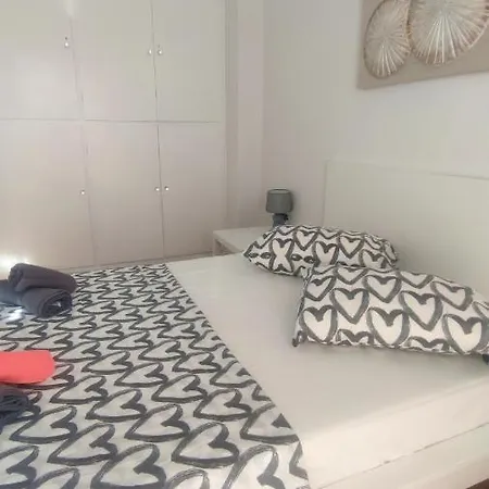 Apartment Near Nearchos Cultural Center *