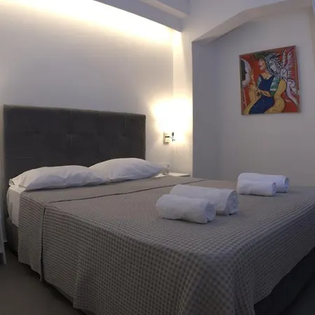 Apartment Synathens Ii - &