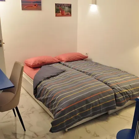 Taratsaki Apartment