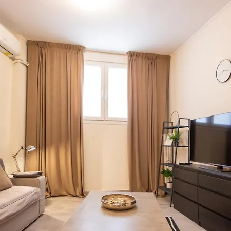 15 Minutes From Acropolis Apartament