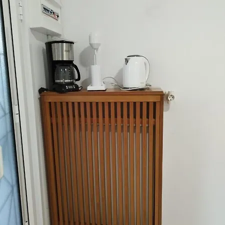 Cozy * Athens