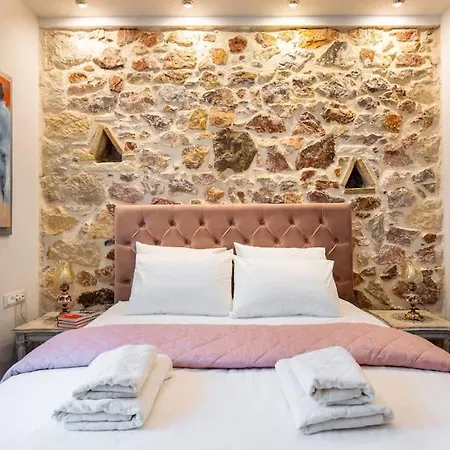 Casa vacanze Queen's Stone Legend, Royal Living By Acropolis Atene