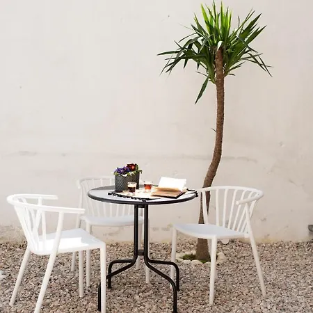 Patio Near Metro & Acropolis * Athens