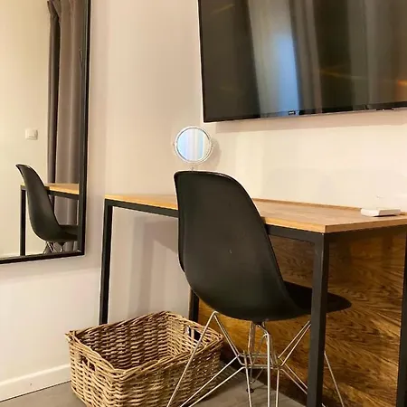 Plaka Downtown 2 Bedroom Basement Athens