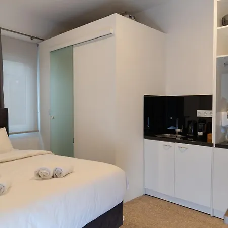 Dema Luxury - Lekka E3 *