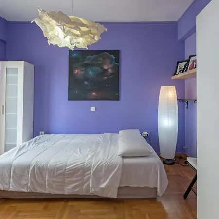 Dazzling In Ampelokipi Apartment Athens
