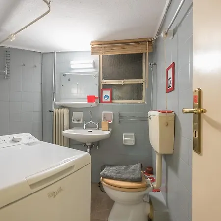 Glyfada Apartment