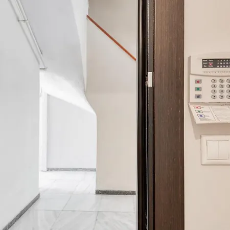 Appartamento Modern 2-bedroom Apt, 200m From The Acropolis