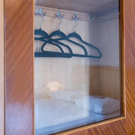 Jade Apartment
