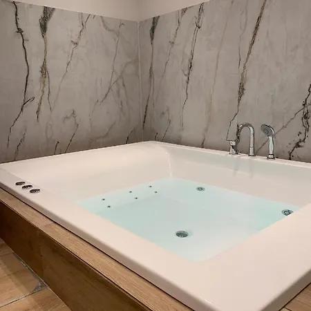 Belle - Luxury At Monastiraki Railway Station Athene