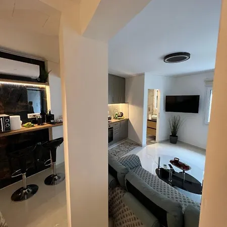 Apartment “plan B” *