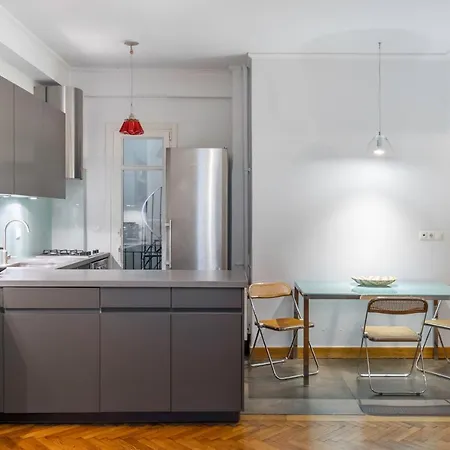 Athenian 1br *